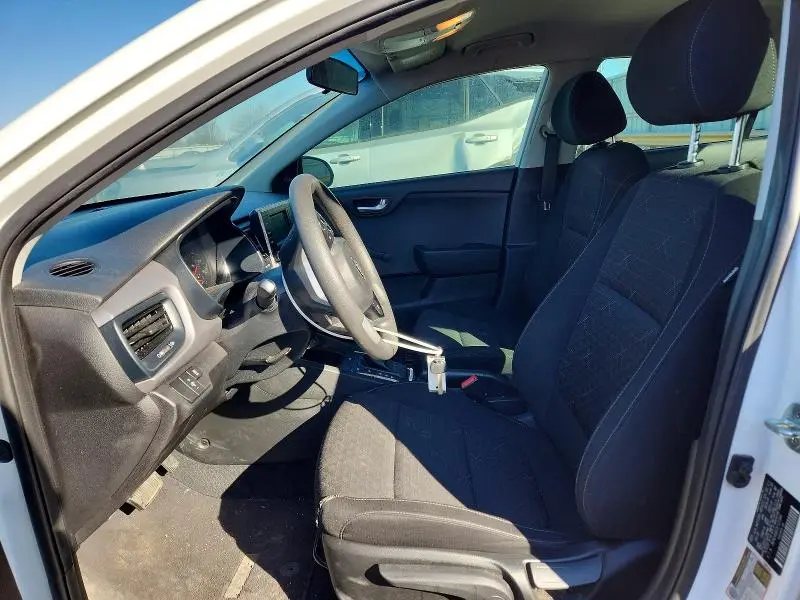 2018 KIA RIO LX  
