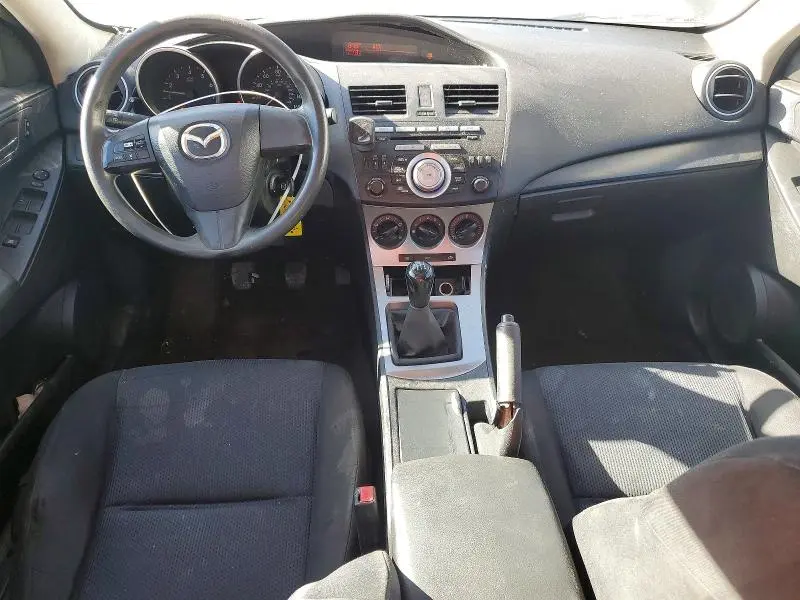 2011 MAZDA 3 I  