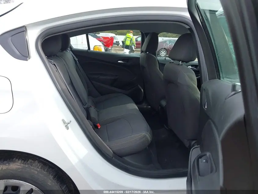 2019 CHEVROLET CRUZE LS