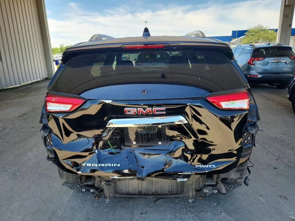 2022 GMC TERRAIN DENALI  