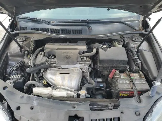 2015 TOYOTA CAMRY LE  