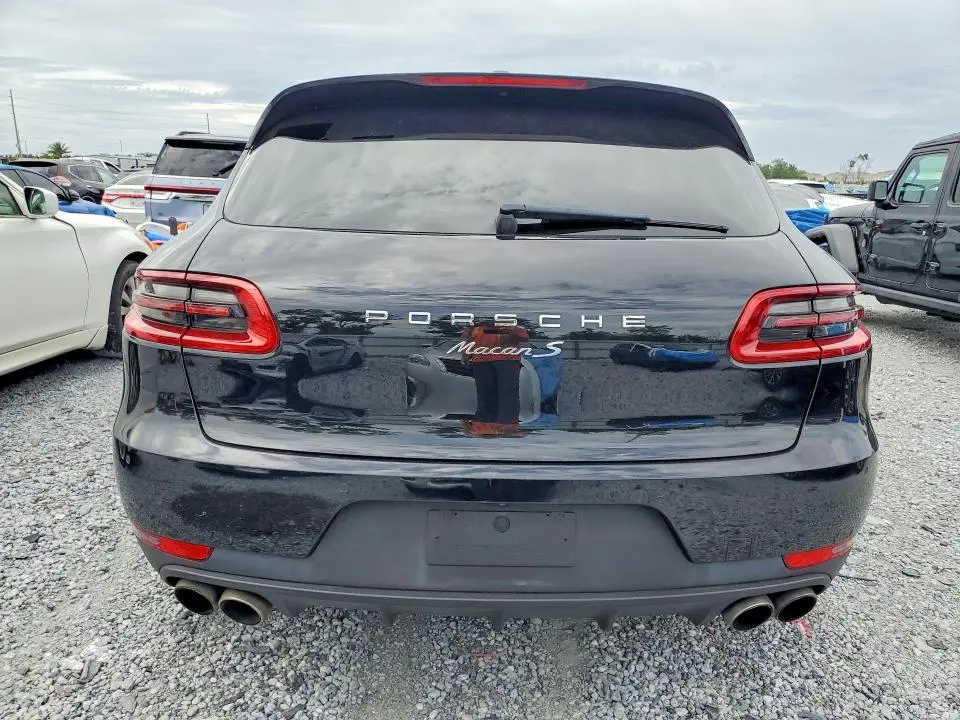 2015 PORSCHE MACAN S  