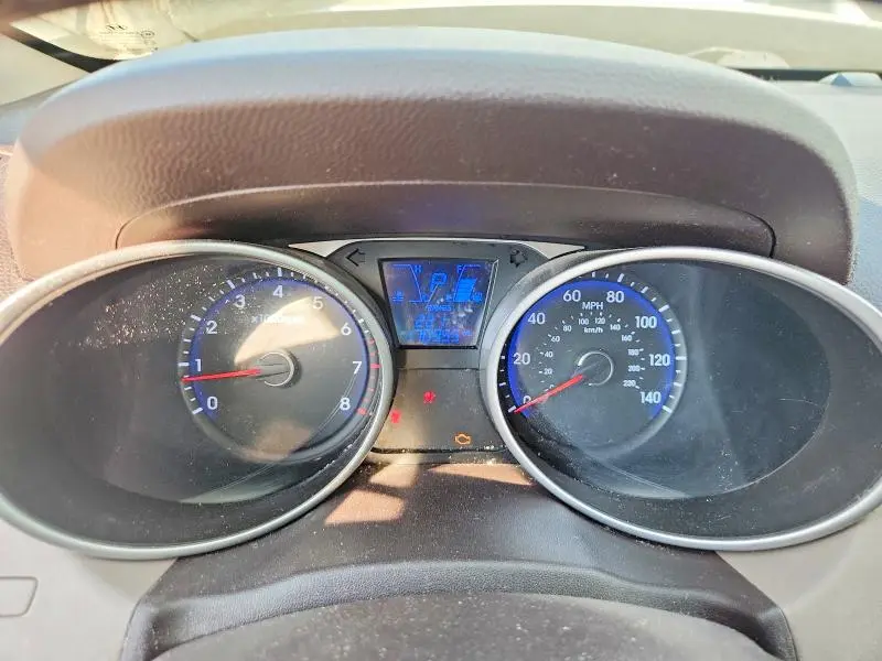 2014 HYUNDAI TUCSON SE  