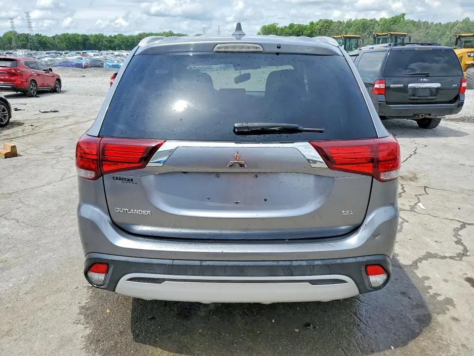 2020 MITSUBISHI OUTLANDER SE  