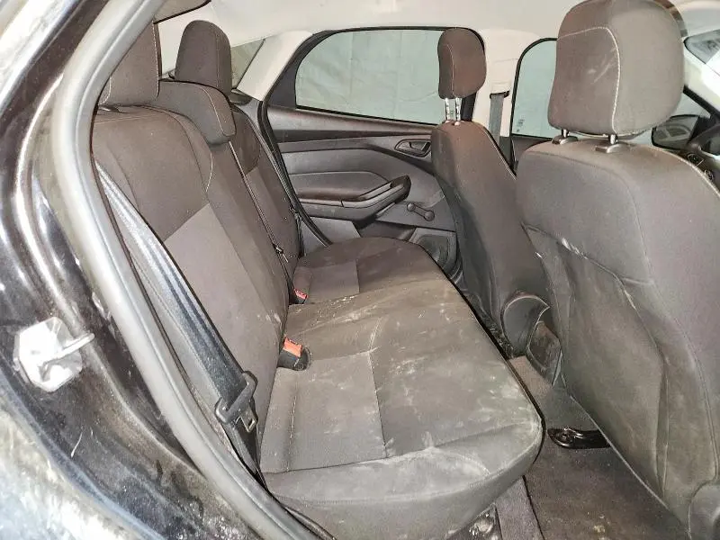 2015 FORD FOCUS S  