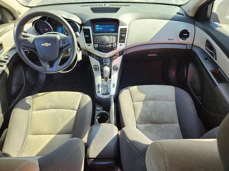 2012 CHEVROLET CRUZE LS  