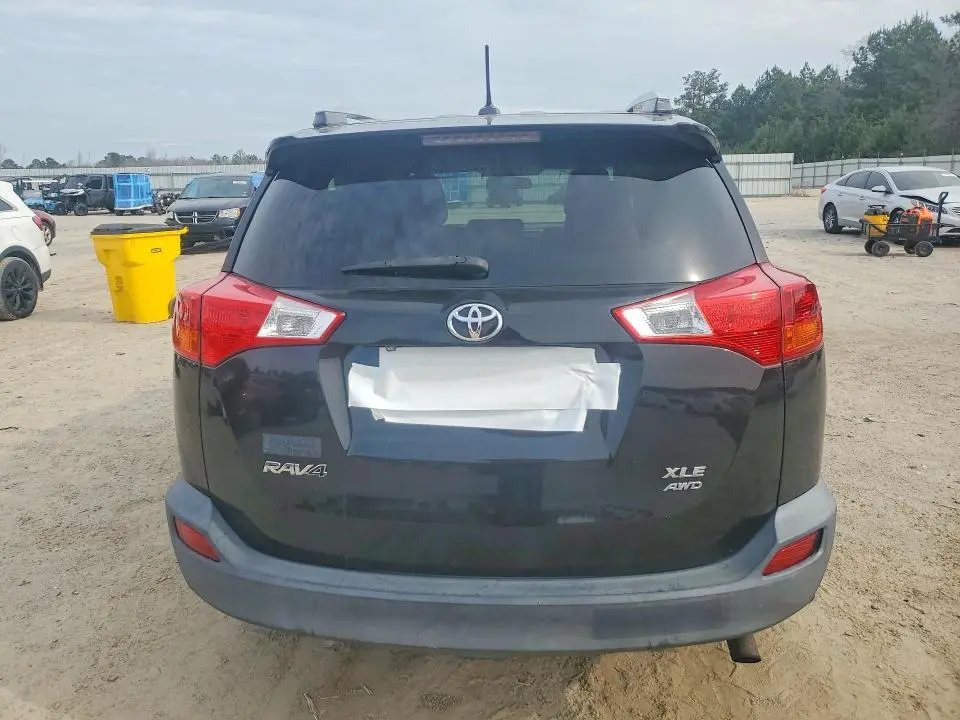 2014 TOYOTA RAV4 XLE  