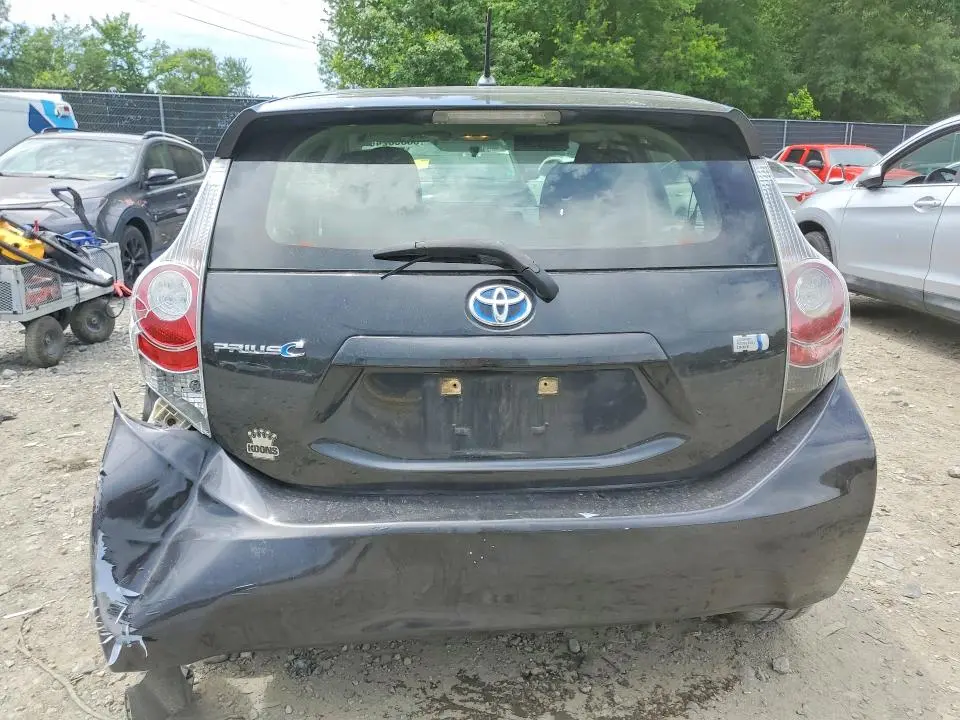 2013 TOYOTA PRIUS C TWO  