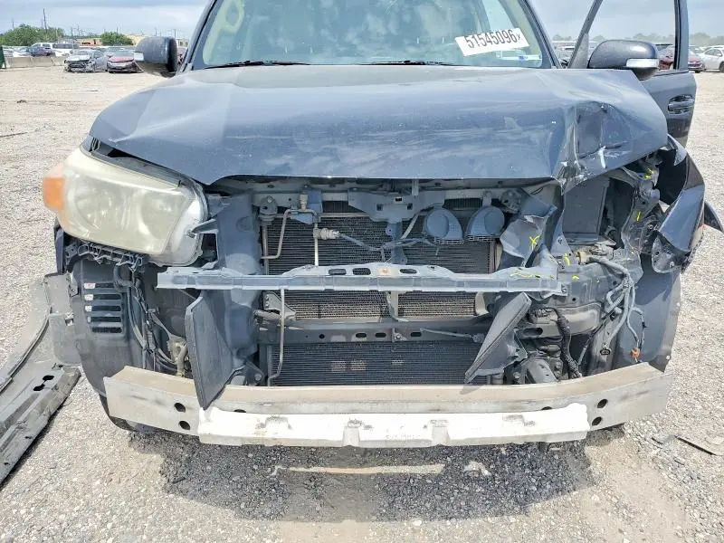 2012 TOYOTA 4RUNNER SR5  