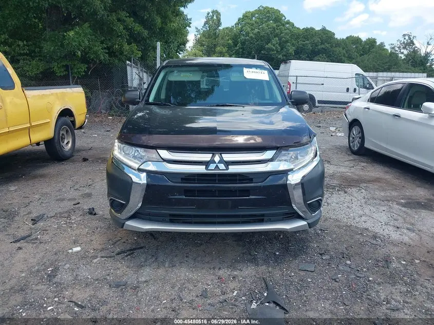 2017 MITSUBISHI OUTLANDER ES