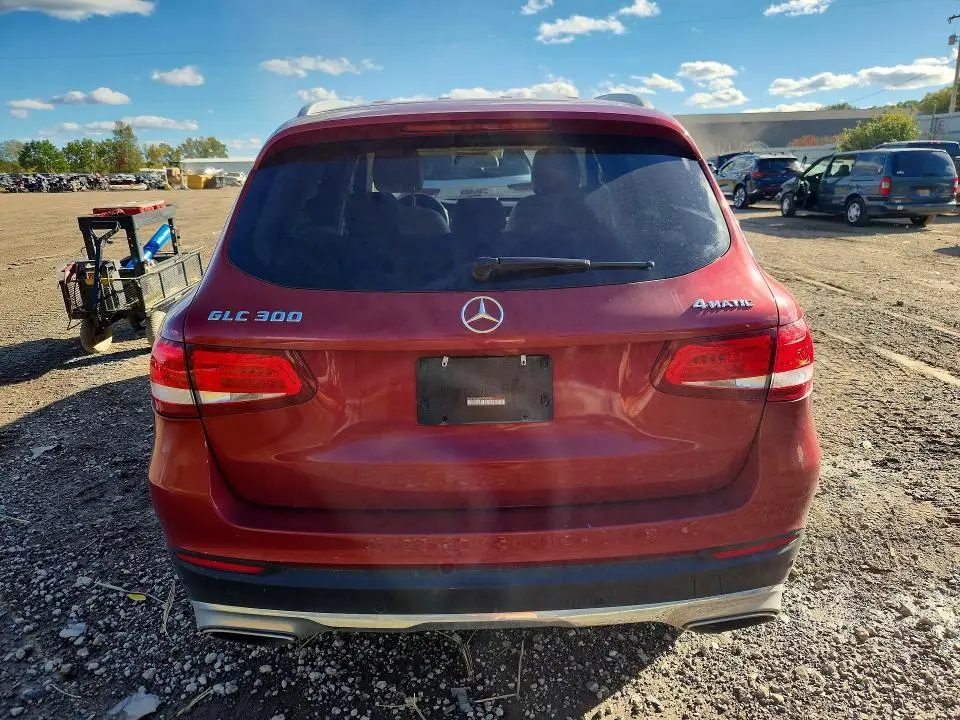 2016 MERCEDES-BENZ GLC 300 4MATIC  