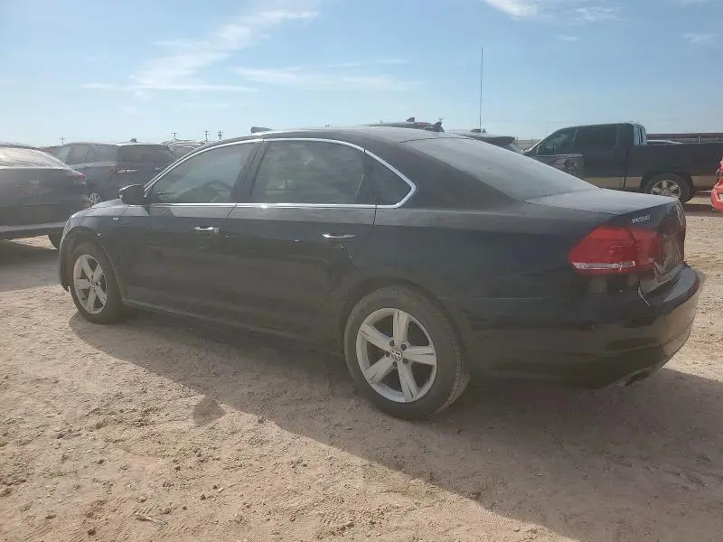 2014 VOLKSWAGEN PASSAT S  