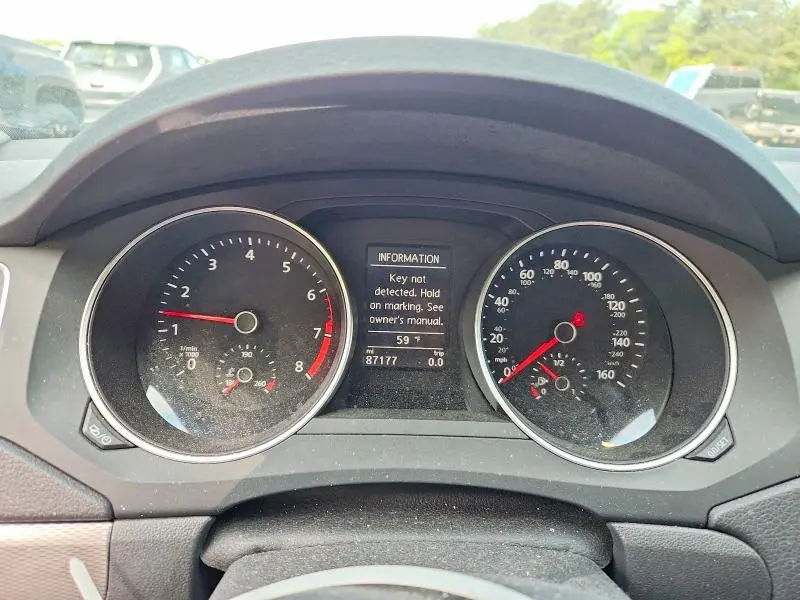 2017 VOLKSWAGEN JETTA SE  