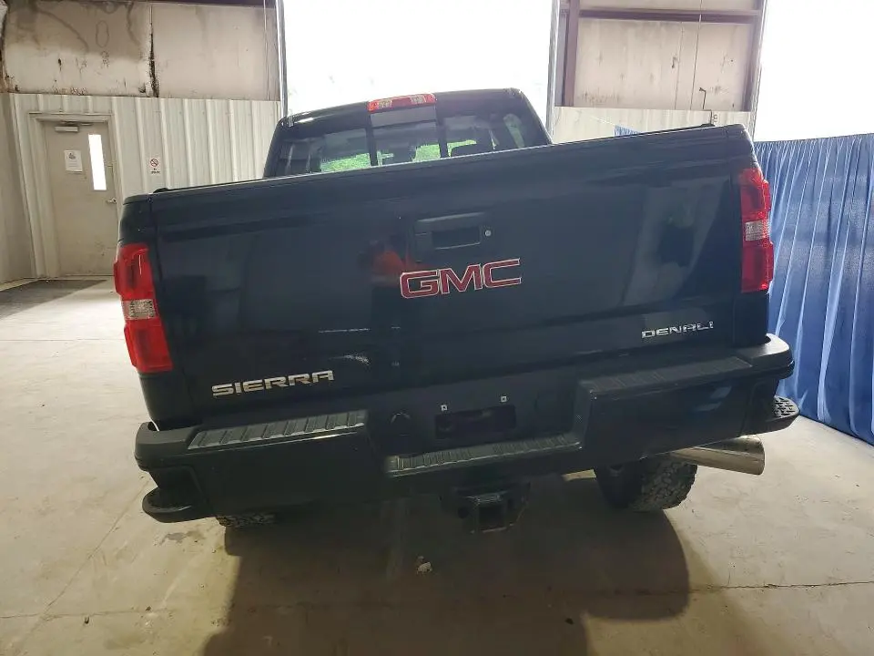 2017 GMC SIERRA K2500 DENALI  