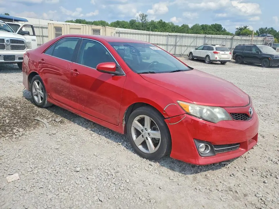 2012 TOYOTA CAMRY SE  