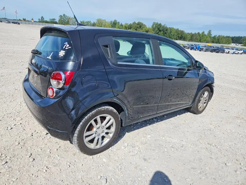 2013 CHEVROLET SONIC LT  