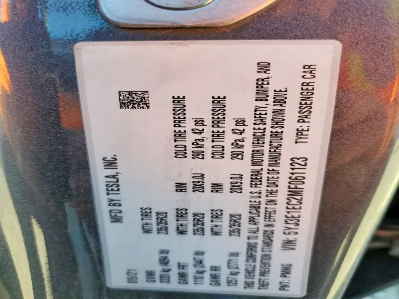 2021 TESLA MODEL 3   