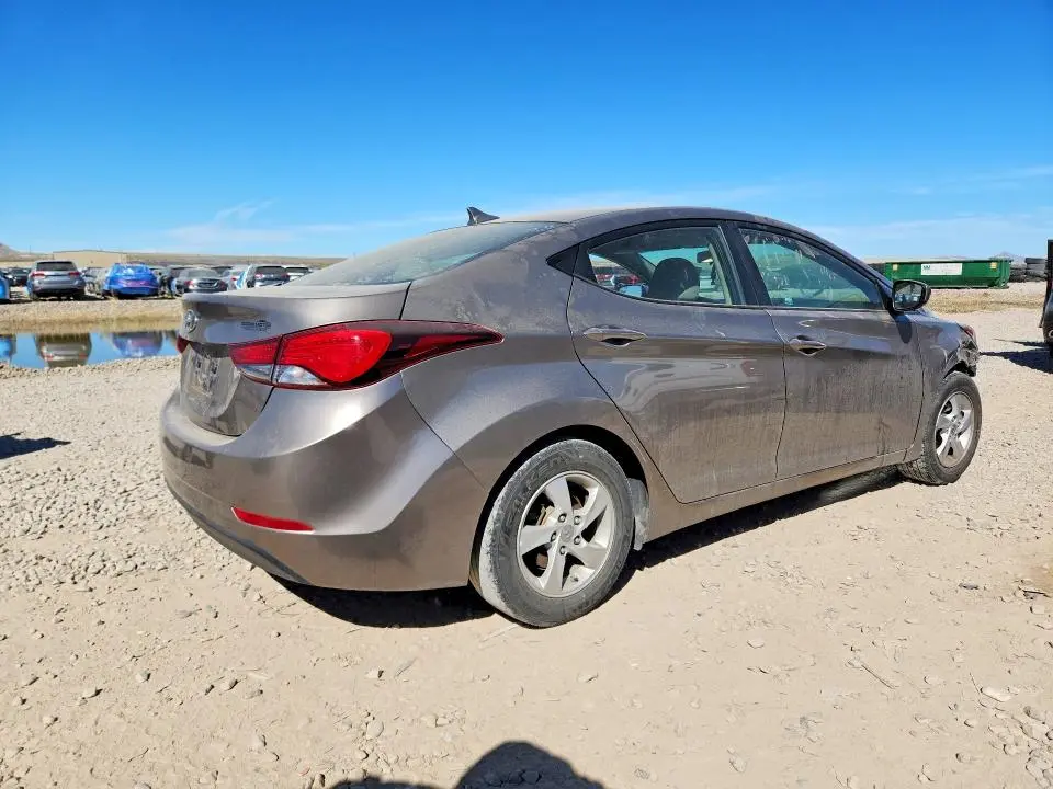2015 HYUNDAI ELANTRA SE  