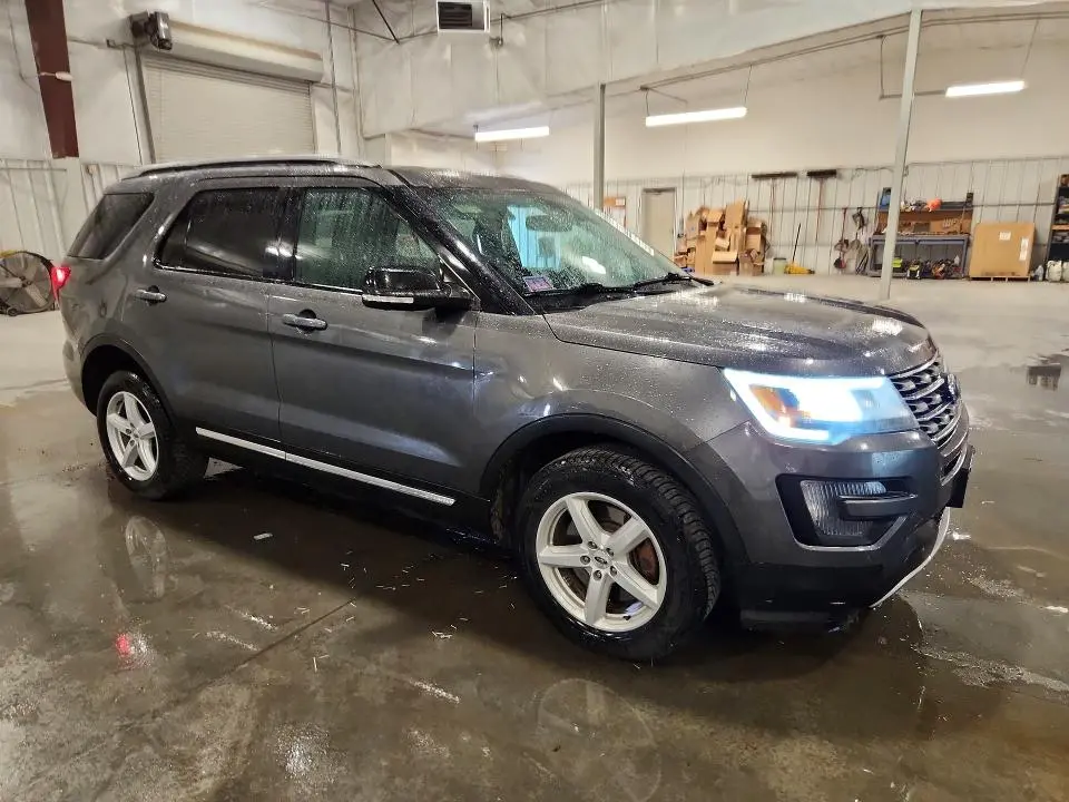 2016 FORD EXPLORER XLT  
