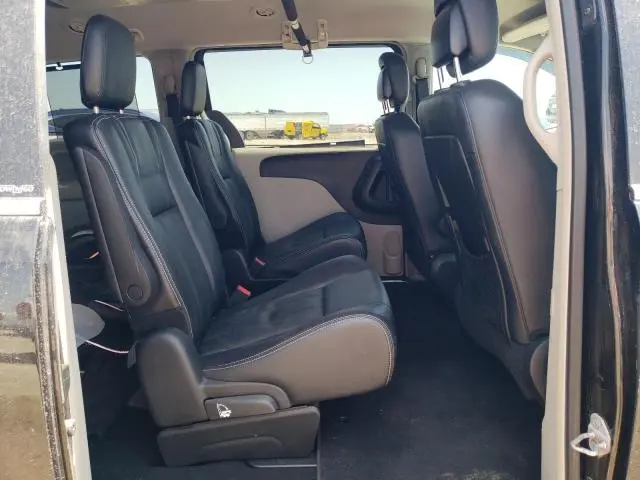 2013 CHRYSLER TOWN & COUNTRY TOURING L  