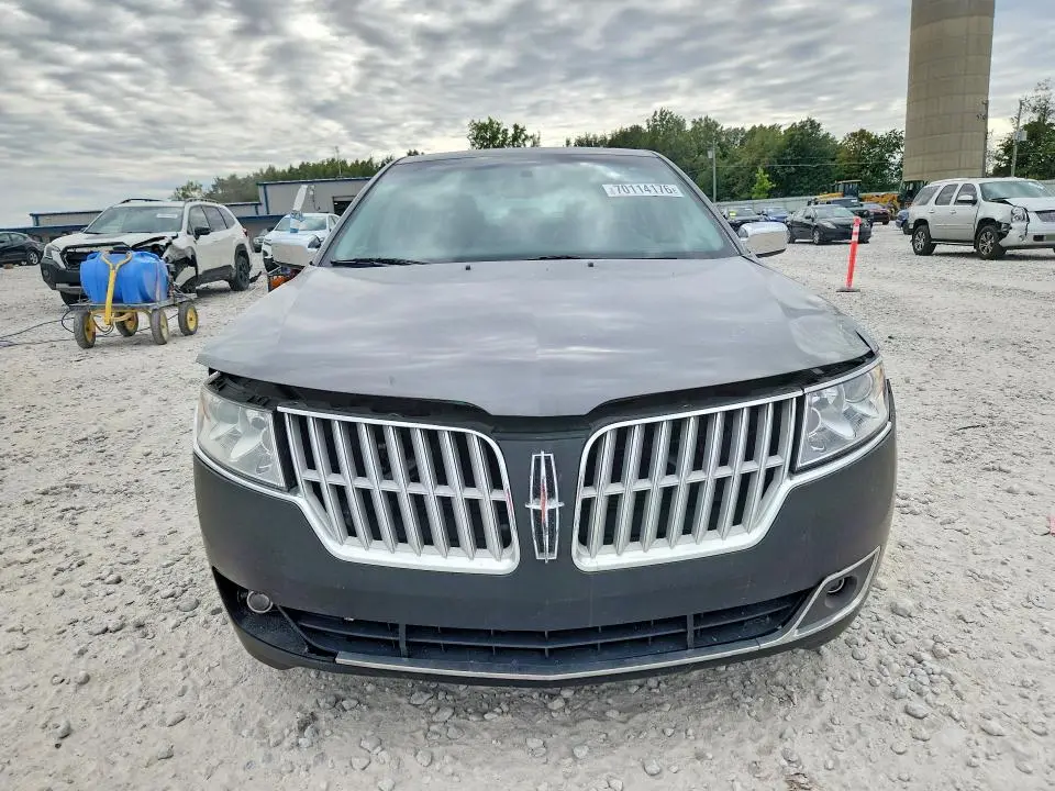2010 LINCOLN MKZ   