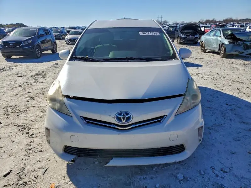 2013 TOYOTA PRIUS V   