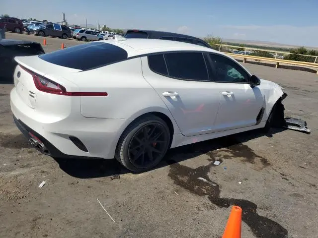 2019 KIA STINGER GT  