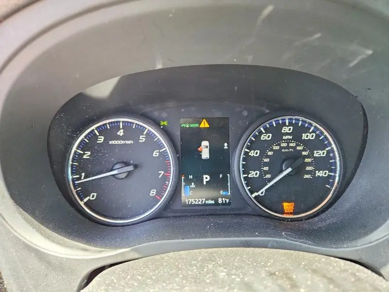 2018 MITSUBISHI OUTLANDER ES  