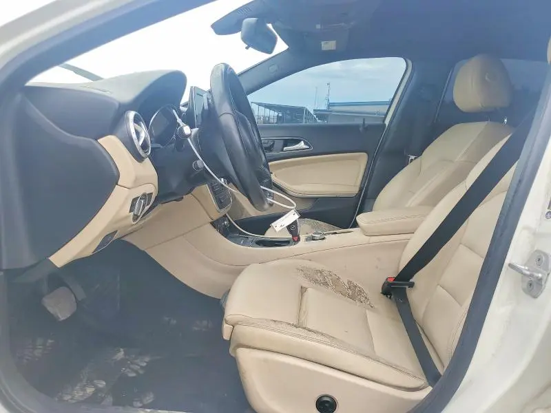 2017 MERCEDES-BENZ GLA 250  