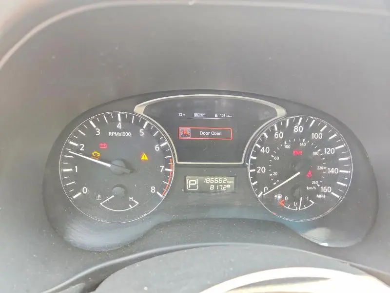 2015 NISSAN PATHFINDER S  