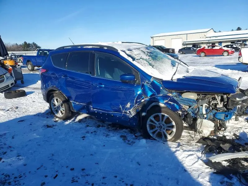 2018 FORD ESCAPE SE  