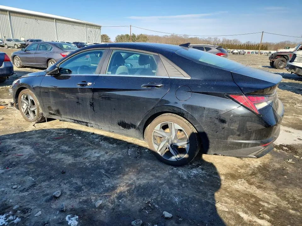 2022 HYUNDAI ELANTRA LIMITED  