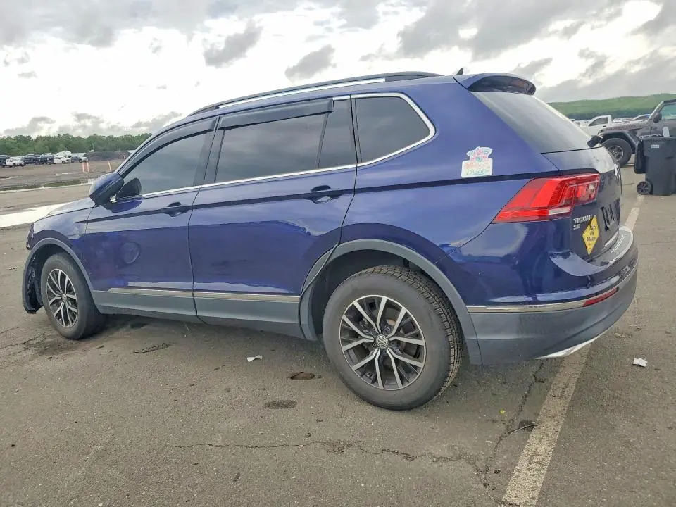 2021 VOLKSWAGEN TIGUAN SE  