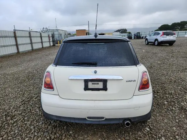 2010 MINI COOPER   