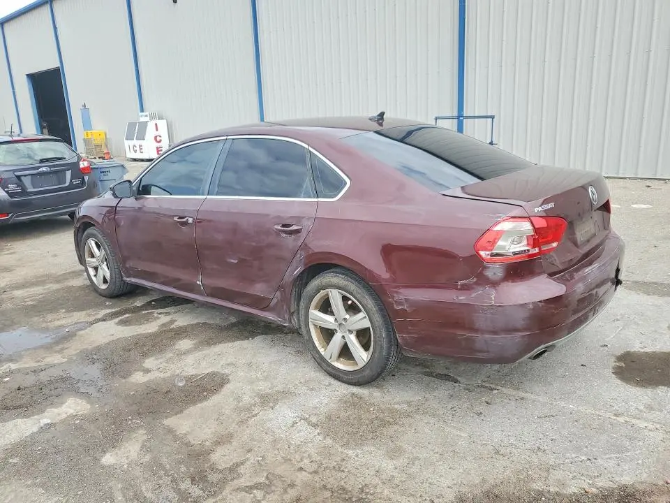 2013 VOLKSWAGEN PASSAT SE  