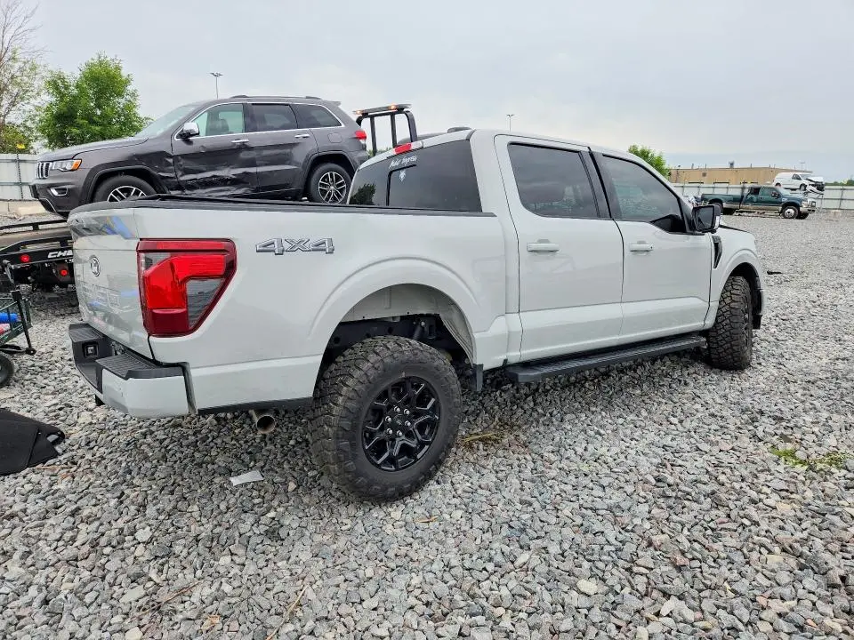 2024 FORD F150 XLT  