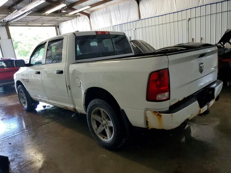 2014 RAM 1500 ST  