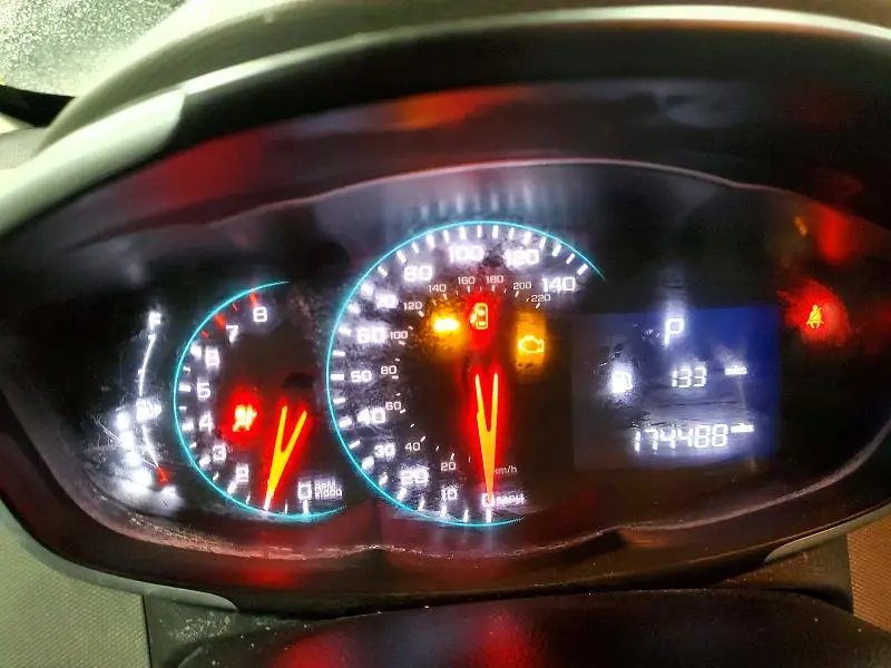 2017 CHEVROLET SONIC LT  