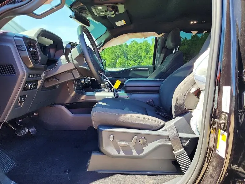 2024 FORD F150 XLT  