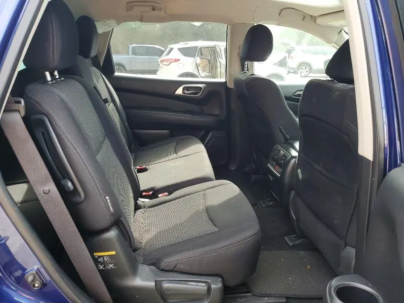 2020 NISSAN PATHFINDER SV  