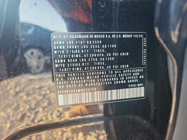 2021 VOLKSWAGEN TIGUAN SE  