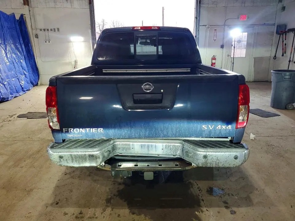 2015 NISSAN FRONTIER S  