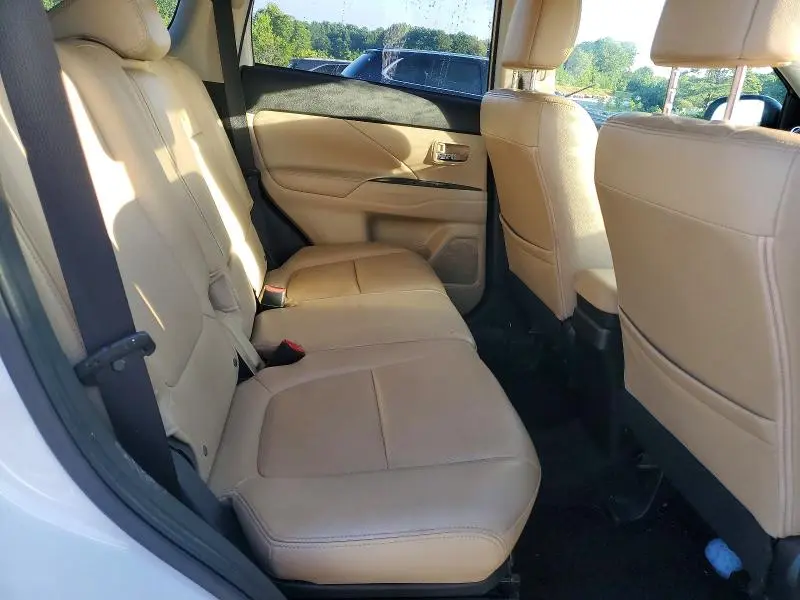 2014 MITSUBISHI OUTLANDER GT  