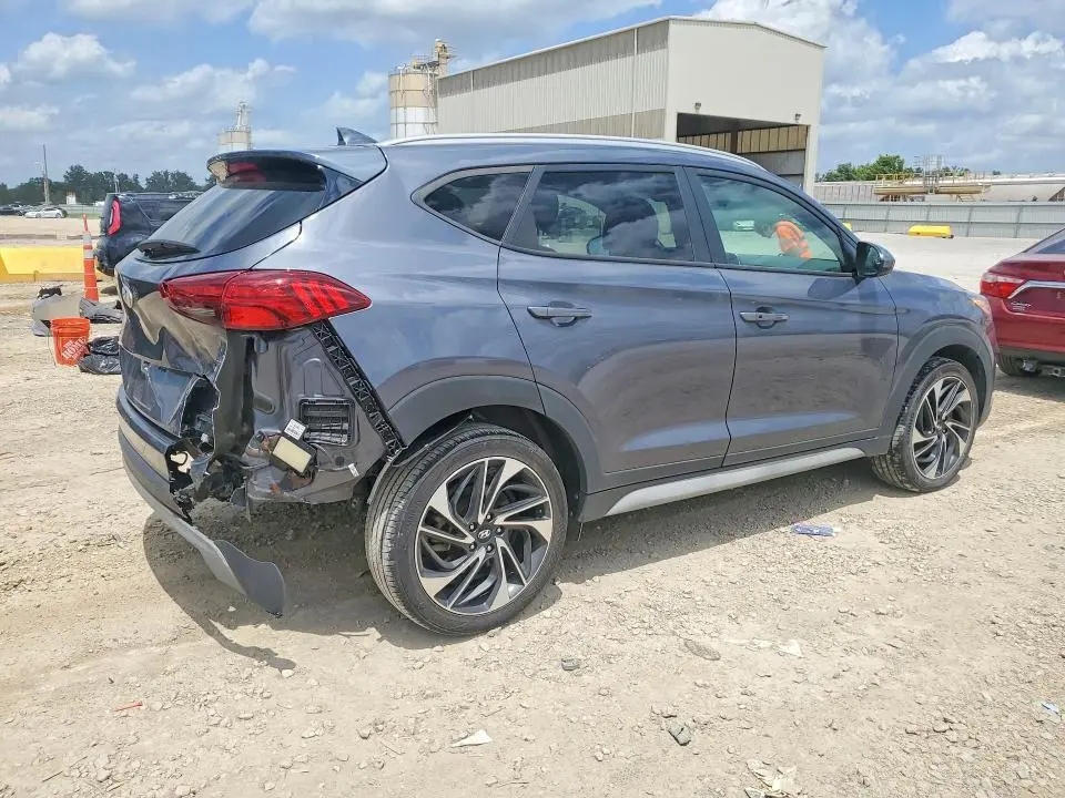 2021 HYUNDAI TUCSON   