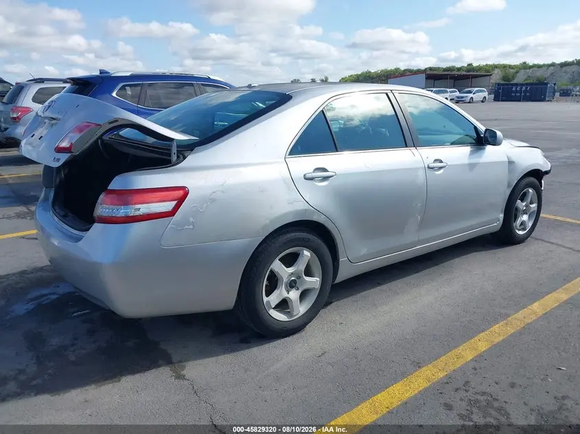 2010 TOYOTA CAMRY LE
