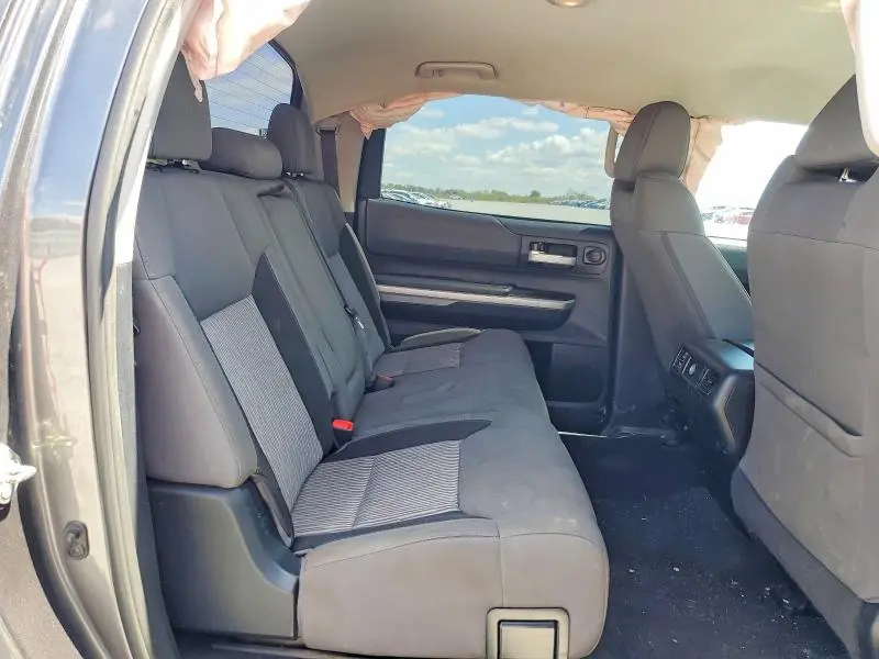 2014 TOYOTA TUNDRA SR5  