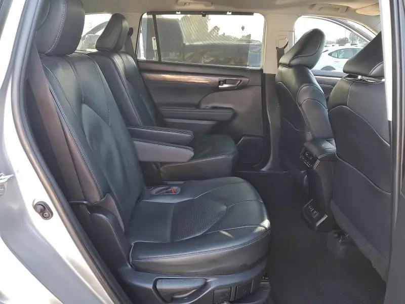 2023 TOYOTA HIGHLANDER HYBRID LIMITED  