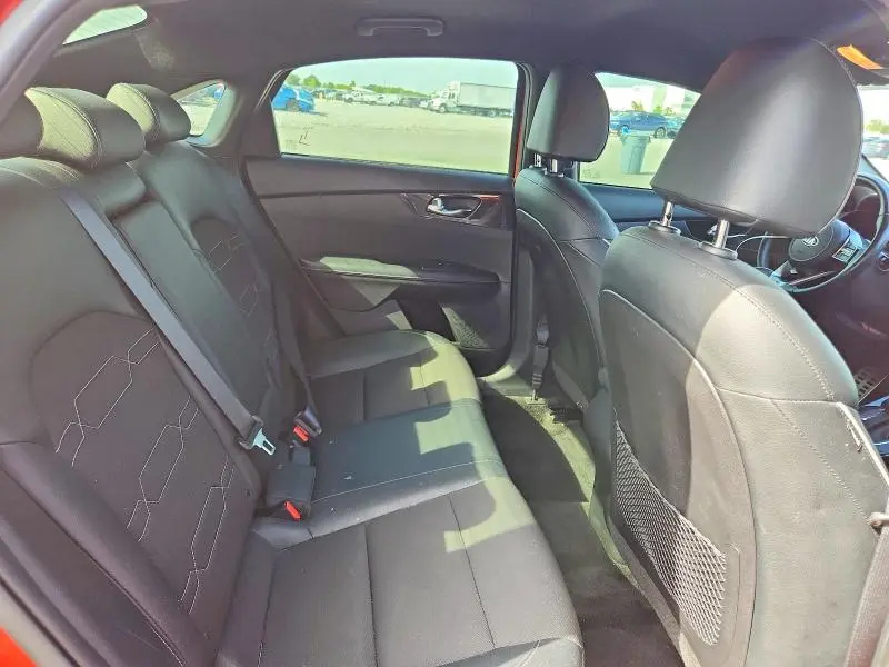 2021 KIA FORTE GT LINE  