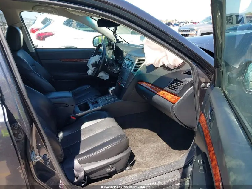 2011 SUBARU OUTBACK 2.5I LIMITED