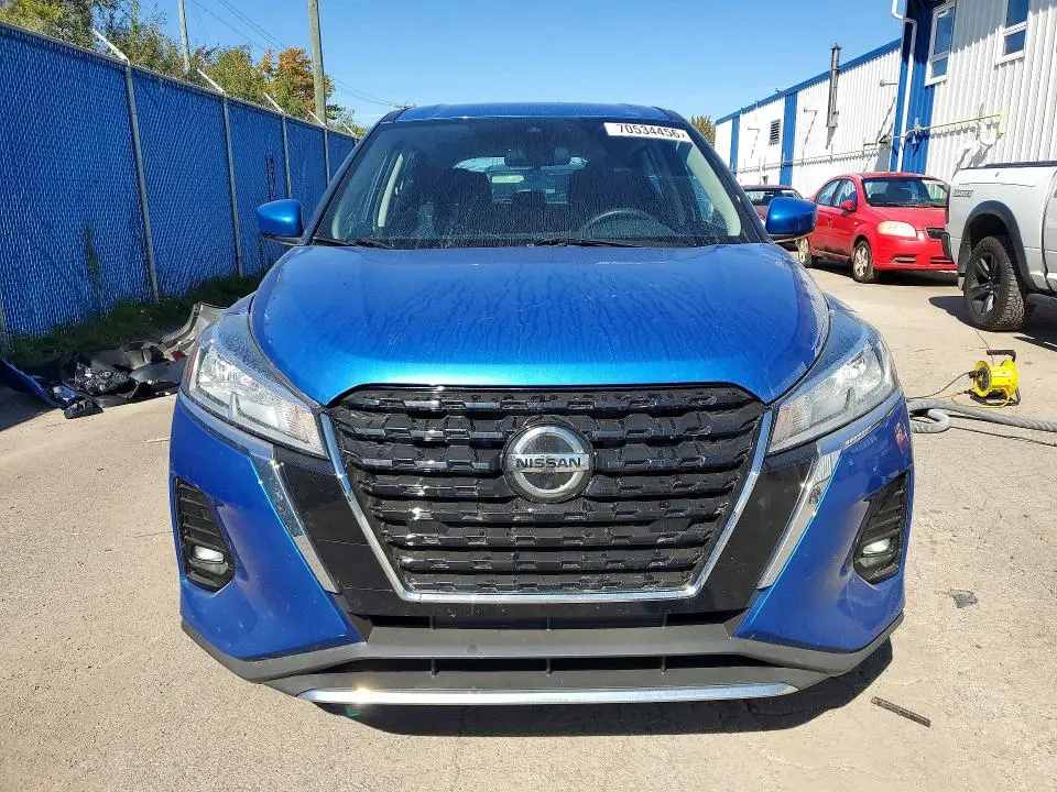 2021 NISSAN KICKS S  